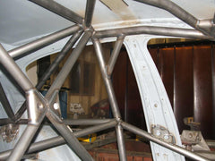 Kit de jaula de seguridad multipunto T45 para BMW 1 Series E81 E82 E87. Certificado por la FIA