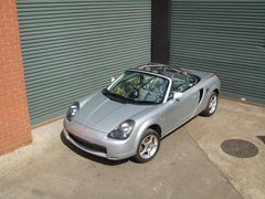 Kit de jaula antivuelco multipunto T45 para Toyota MR2 Mk3 00-07. Cumple con la normativa MS UK.