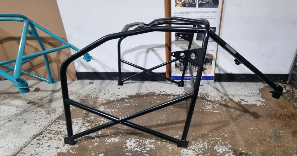 Kit de jaula de seguridad Bolt In CDS para BMW 1 Series E81 E82 E87