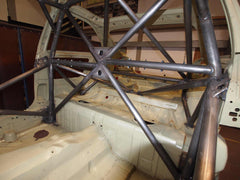 Kit de jaula de seguridad multipunto T45 Compact International BMW E36. Certificado por la FIA