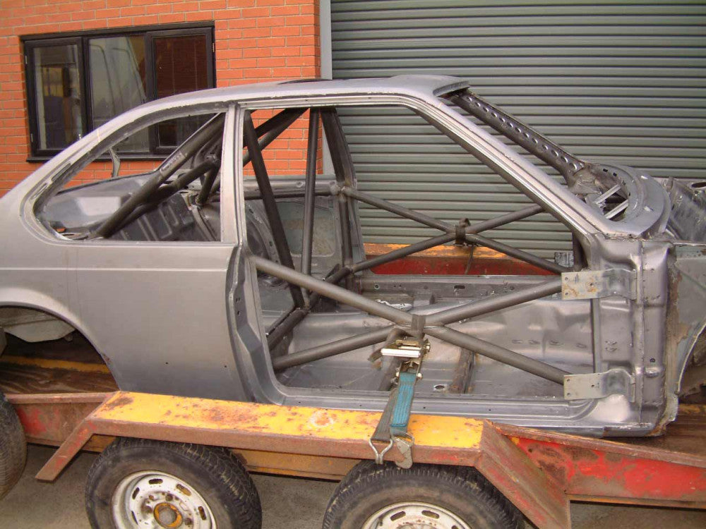 kit de jaula de seguridad Multipunto T45 para BMW M6 E24