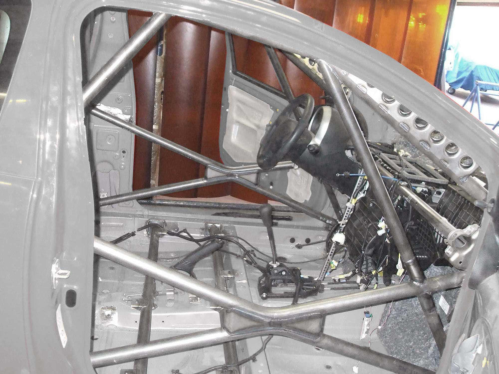 Kit de jaula de seguridad multipunto T45 para CITROEN C1 Internacional. Certificado por la FIA