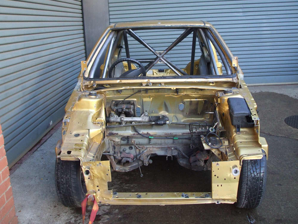 Kit de jaula de seguridad multipunto T45 para CITROEN Saxo International. Certificado por FIA / MSUK