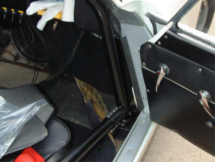 Kit de jaula de seguridad T45 histórico FERRARI 250 GT. Cumple con MS UK según el Apéndice K