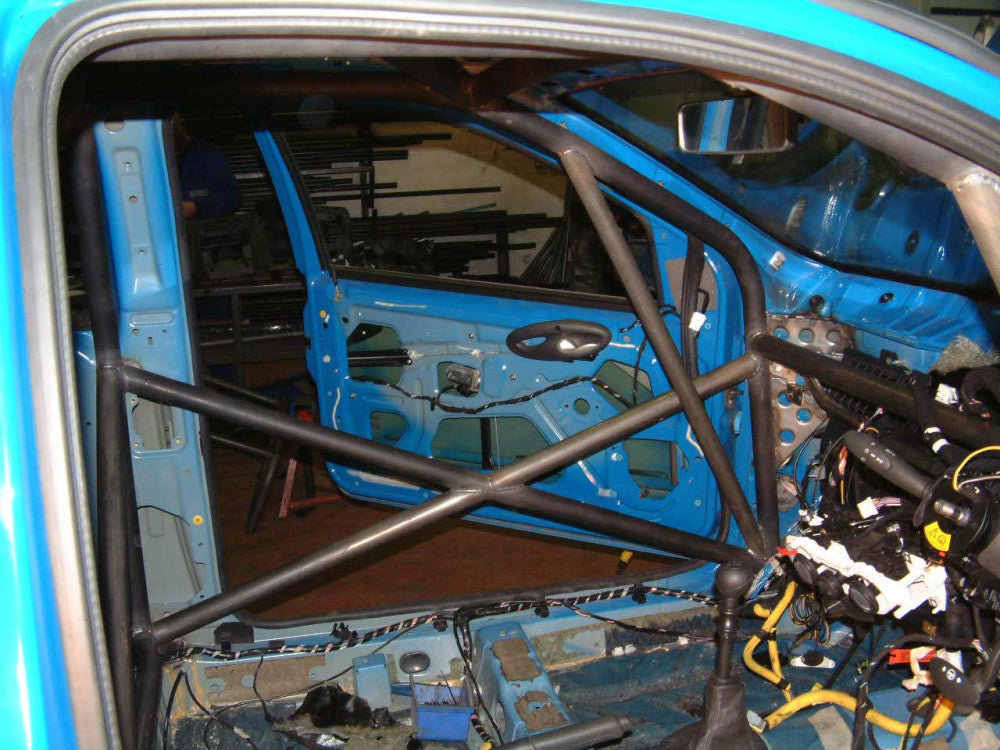 kit de jaula de seguridad Multipoint CDS FIAT Punto International. Certificado por la FIA