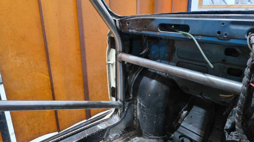 Kit de jaula de seguridad HILLMAN Stiletto Imp Histórico T45. Cumple con la normativa MS del Reino Unido según el Apéndice K