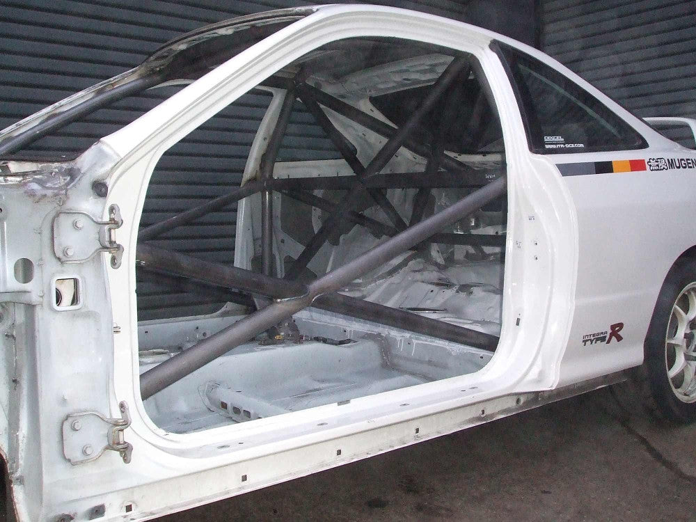 Kit de jaula de seguridad multipunto CDS HONDA Integra 'R' DC2. Certificado por la FIA