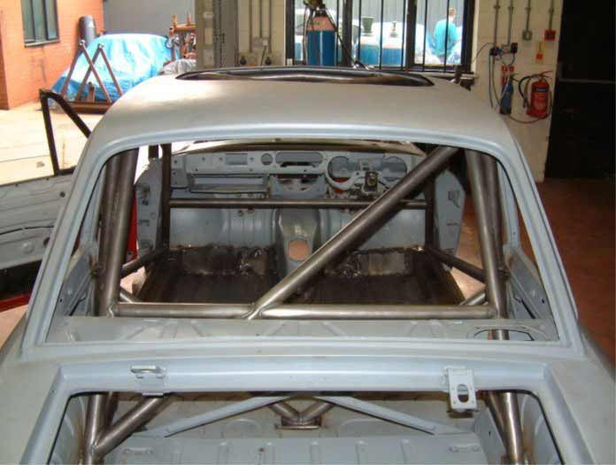 Kit de jaula de seguridad T45 histórico LANCIA Fulvia. Cumple con el Anexo K de MS UK