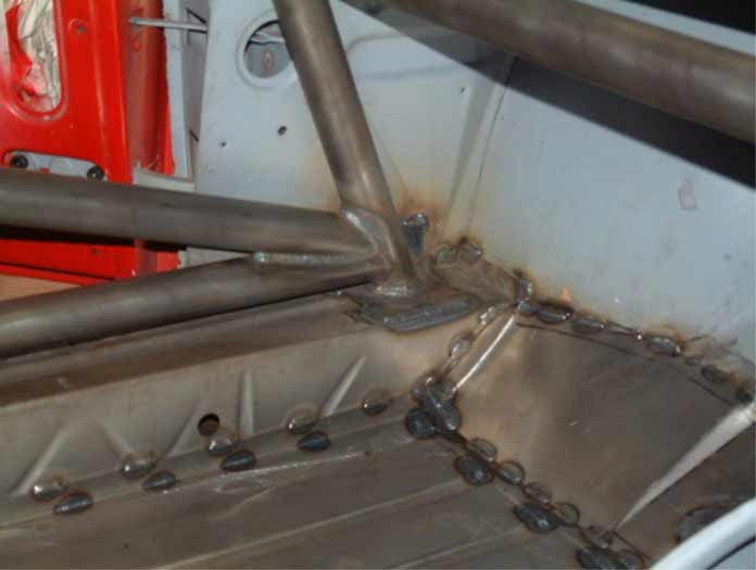 Kit de jaula de seguridad T45 histórico LANCIA Fulvia. Cumple con el Anexo K de MS UK