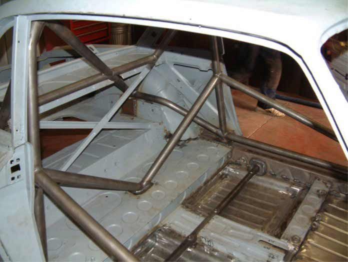 Kit de jaula de seguridad T45 histórico LANCIA Fulvia. Cumple con el Anexo K de MS UK