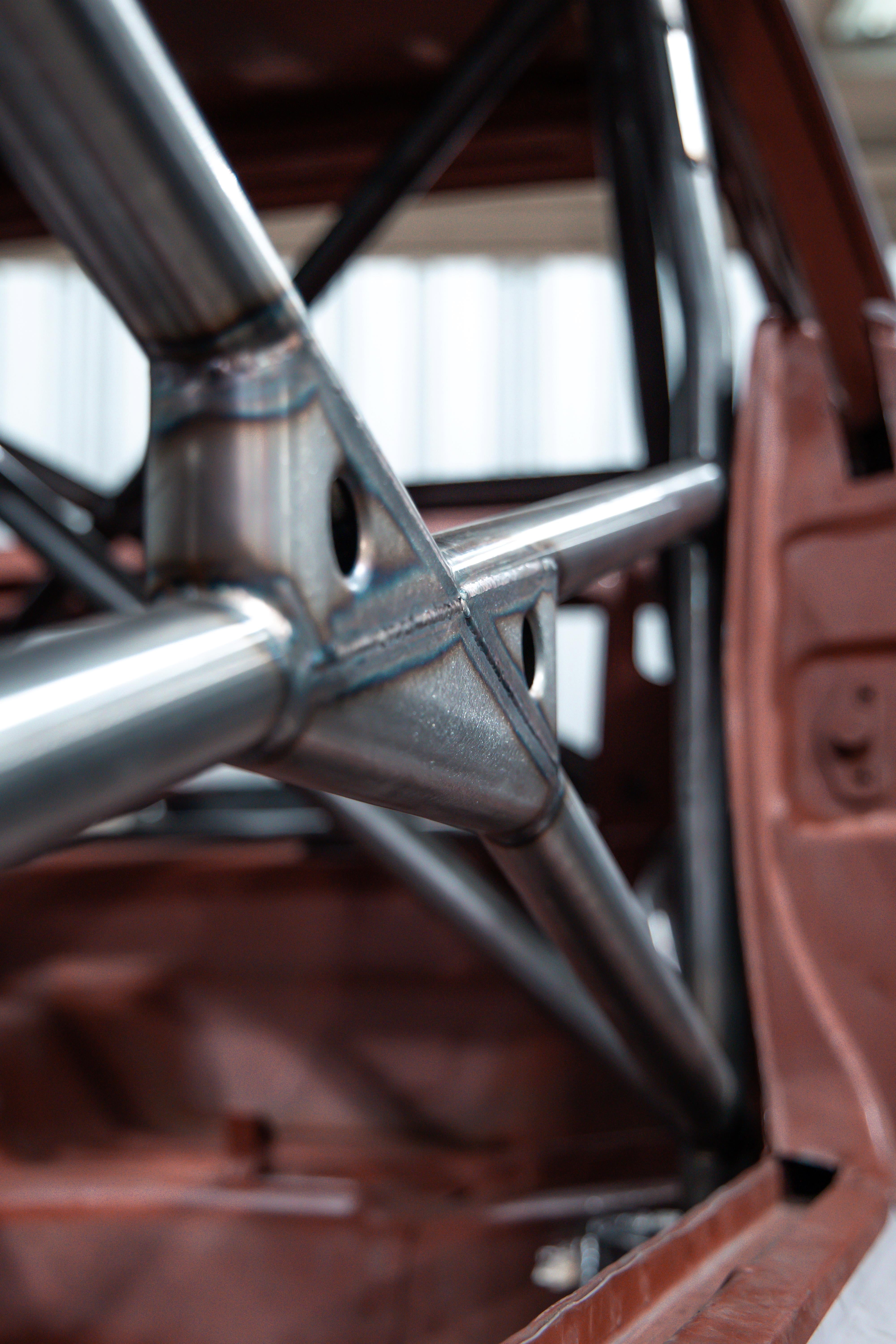 kit de jaula de seguridad FORD Mustang International Historic T45. Certificado por la FIA