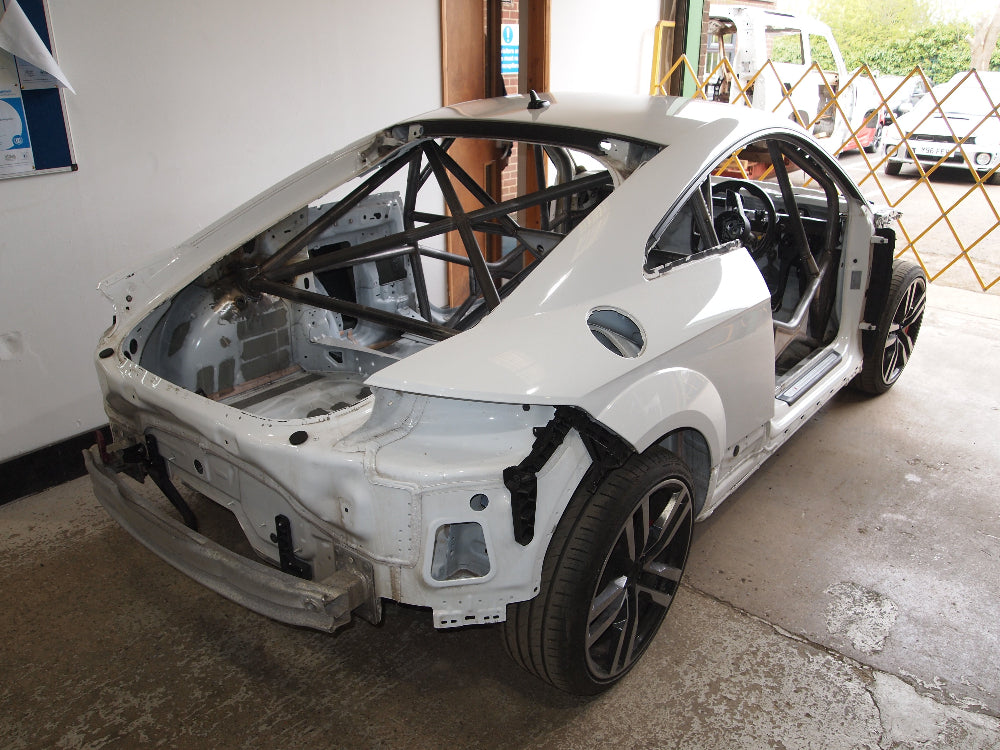 AUDI TT MK3 Multipoint T45 roll cage kit