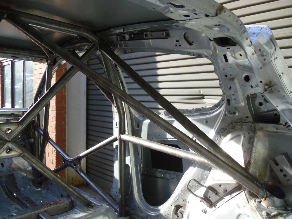 Kit de jaula de seguridad multipunto T45 para RENAULT Clio MK3. Certificado FIA/MSUK