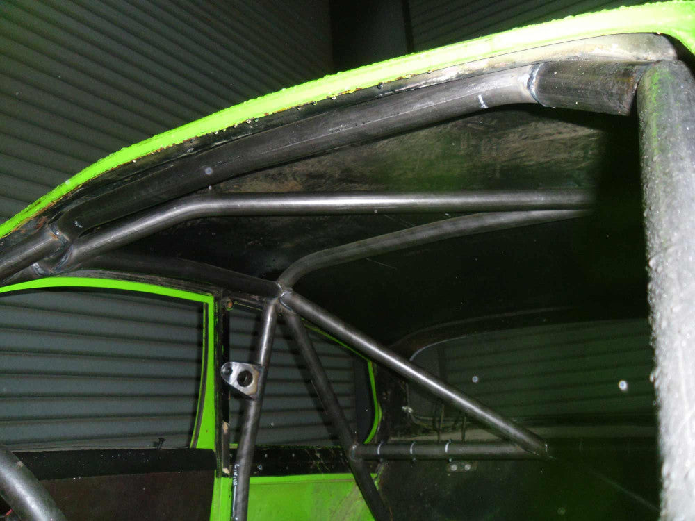 Kit de jaula de seguridad T45 histórico para SAAB 96. Cumple con el Anexo K de MS UK