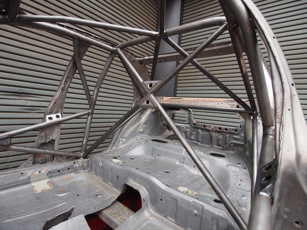 Kit de jaula de seguridad multipunto T45 'Optima' internacional para SUBARU Impreza 2/4dr GC8. Certificado FIA / MSUK