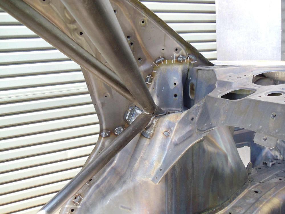 Kit de jaula de seguridad multipunto T45 'Paso 3' Internacional para SUBARU Impreza GDB. Certificado FIA/MSUK