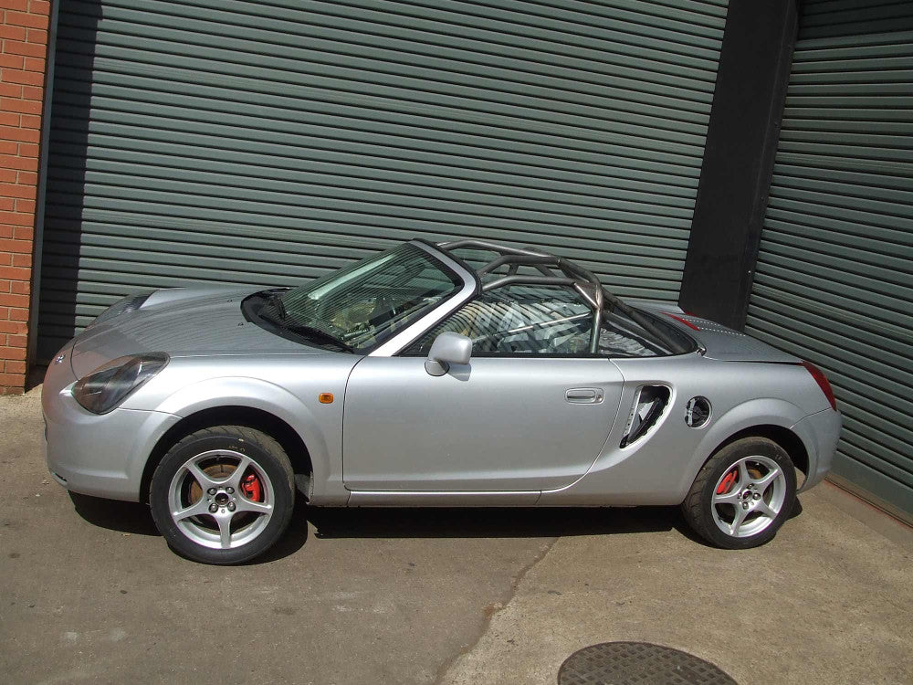 Kit de jaula antivuelco multipunto T45 para Toyota MR2 Mk3 00-07. Cumple con la normativa MS UK.