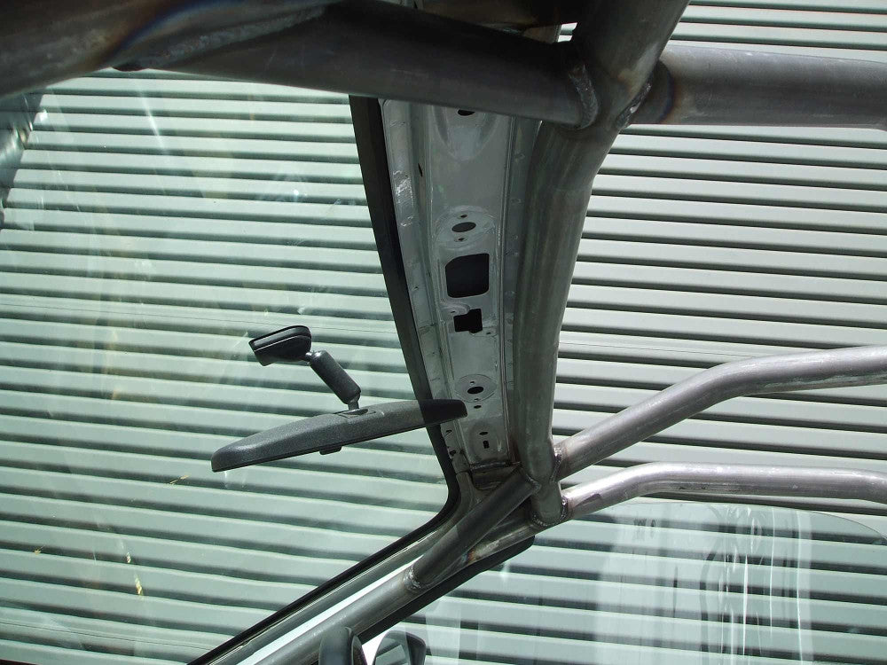 Kit de jaula antivuelco multipunto T45 para Toyota MR2 Mk3 00-07. Cumple con la normativa MS UK.