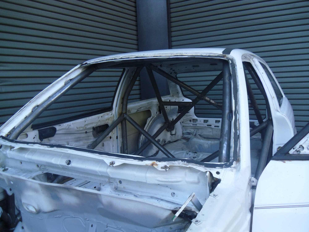 Kit de jaula antivuelco CDS multipunto internacional para VAUXHALL Astra MK2/3. Certificado por la FIA.